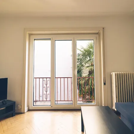 Bright In The Center Of Apartment Lausanne